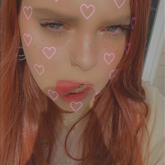 Meet your Posher, Alyson - Picture 1 of 1